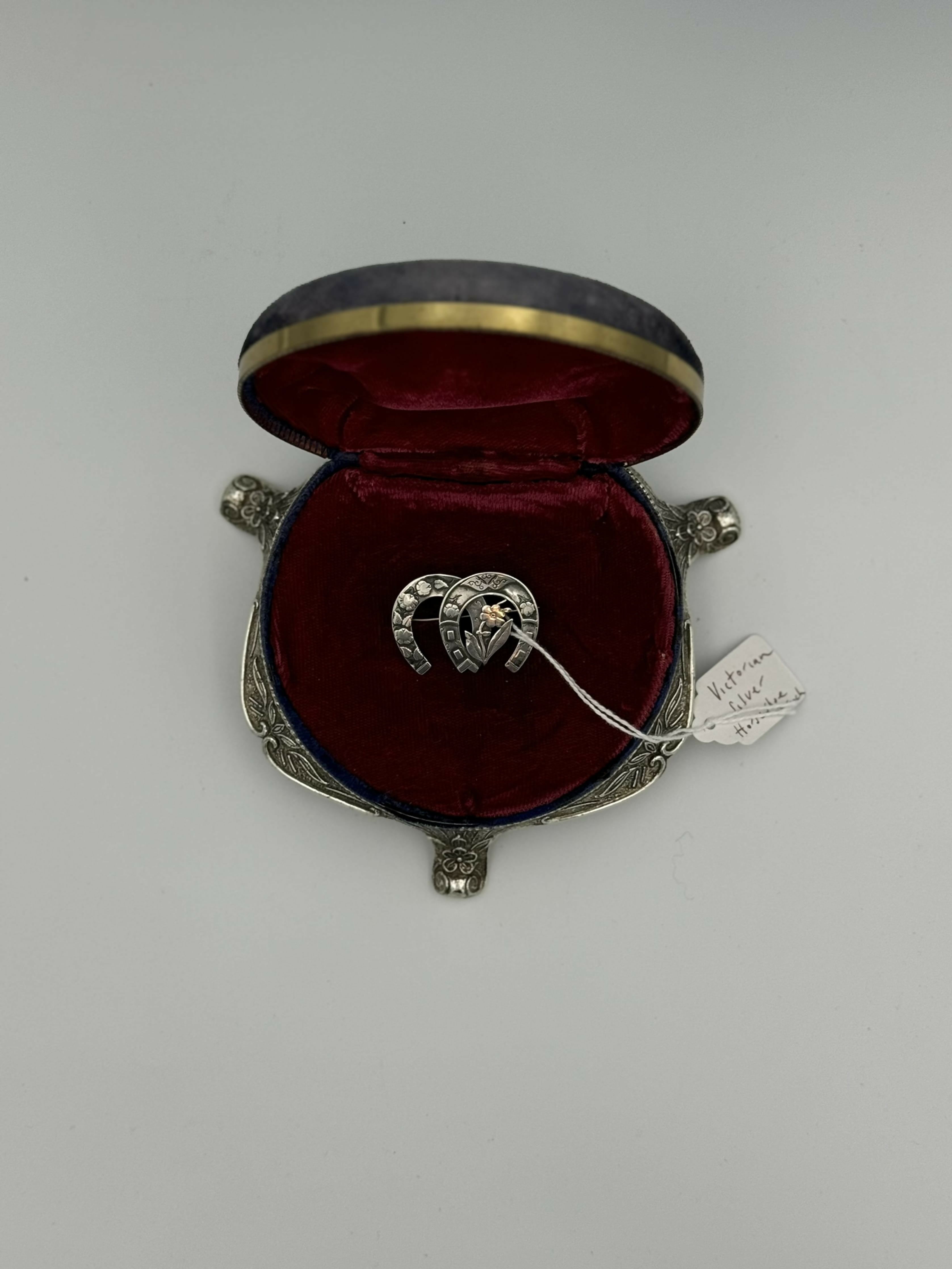 Silver Horseshoe Style Broach