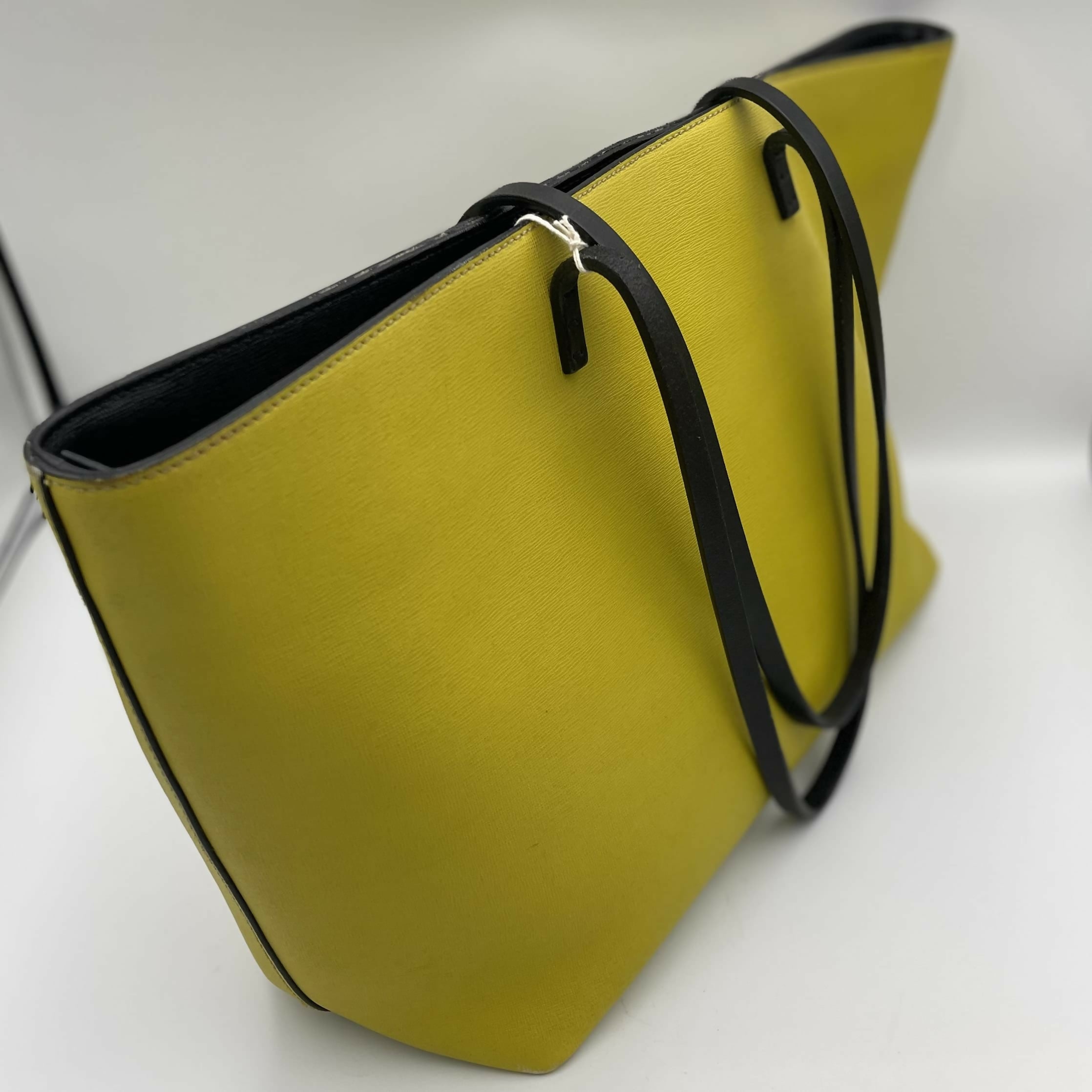 fendi monster yellow tote bag(1)