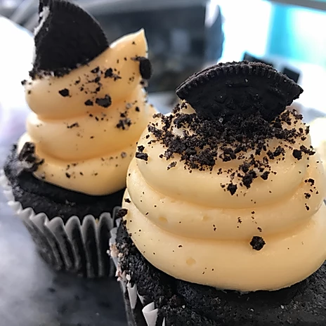 Vegan Oreo Cupcake