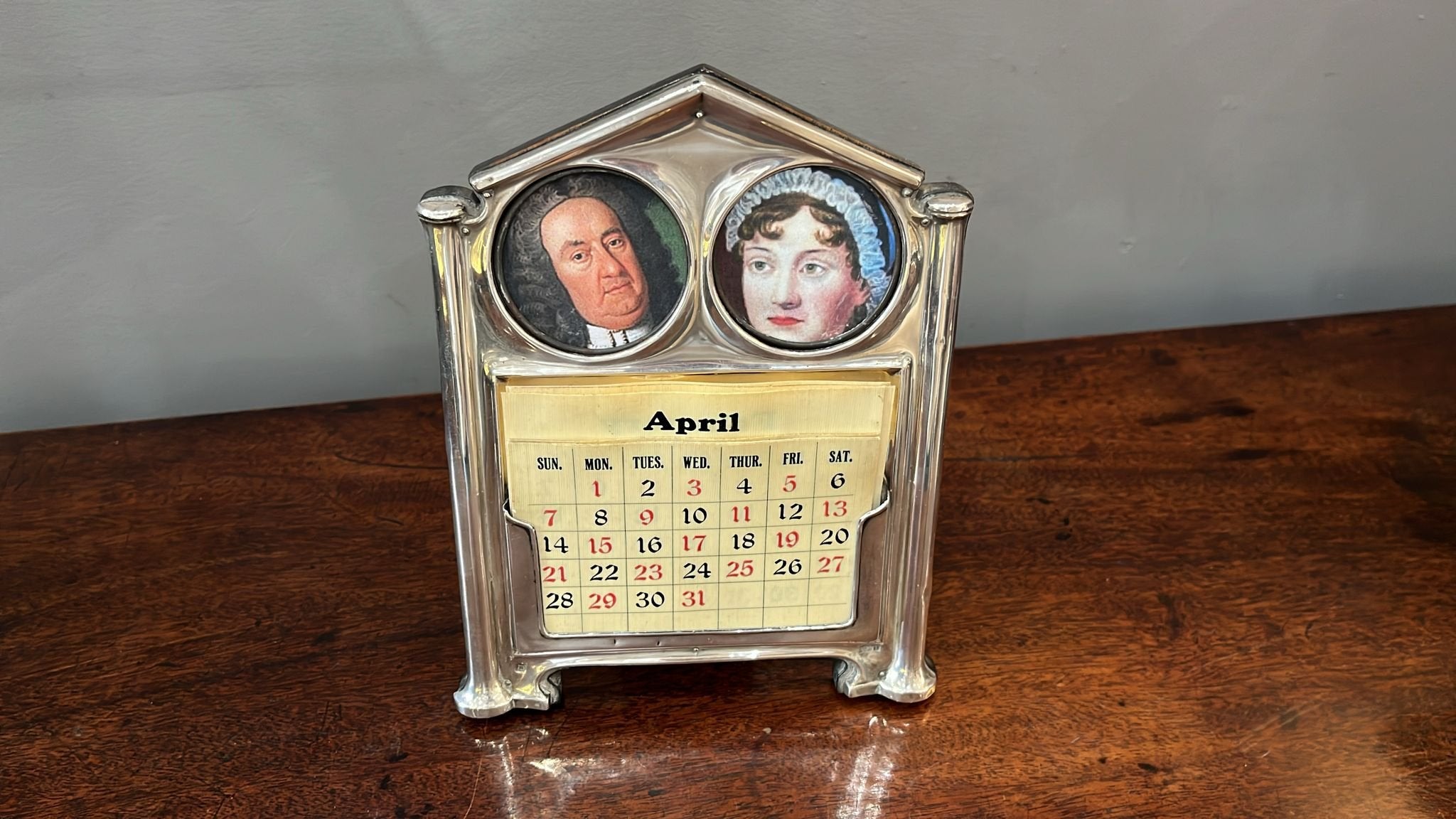 A perpetual silver desk calendar and frame made in Birmingham in 1911 (BN3525)