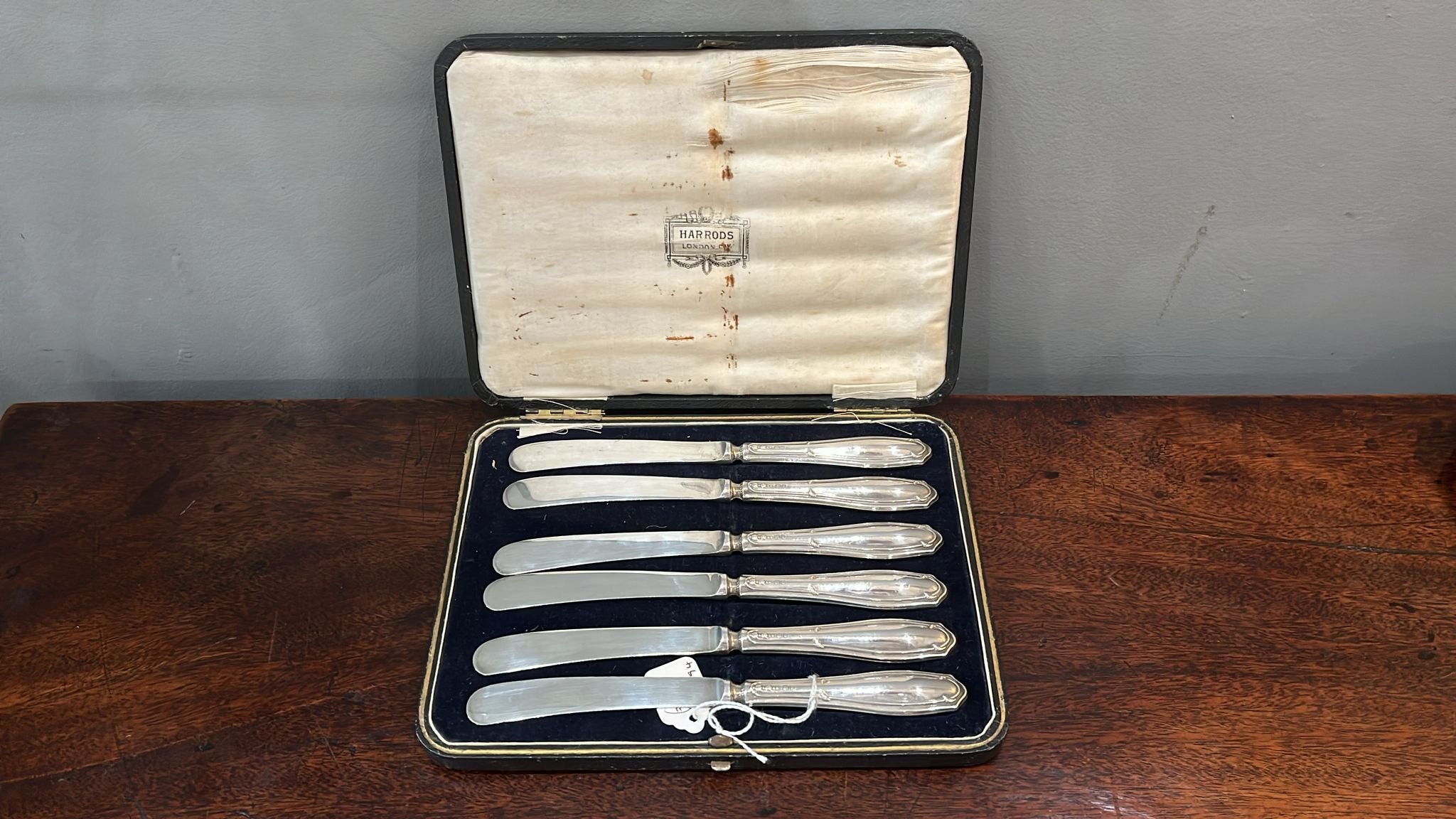 A cased set of 6 butter knives Sheffield 1918 (CP2594)