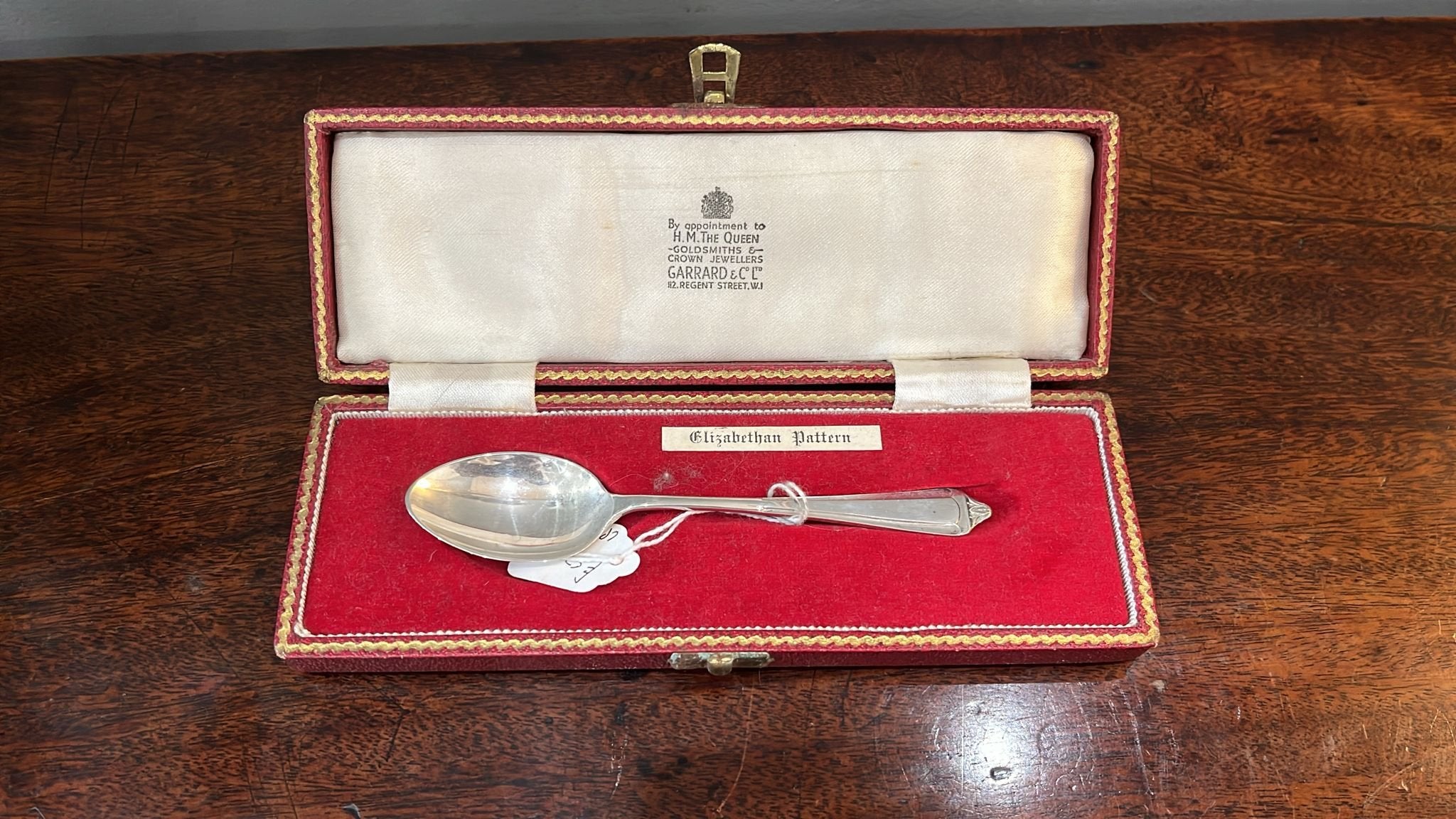 Cased silver Christening spoon by Garrards (CP4906)