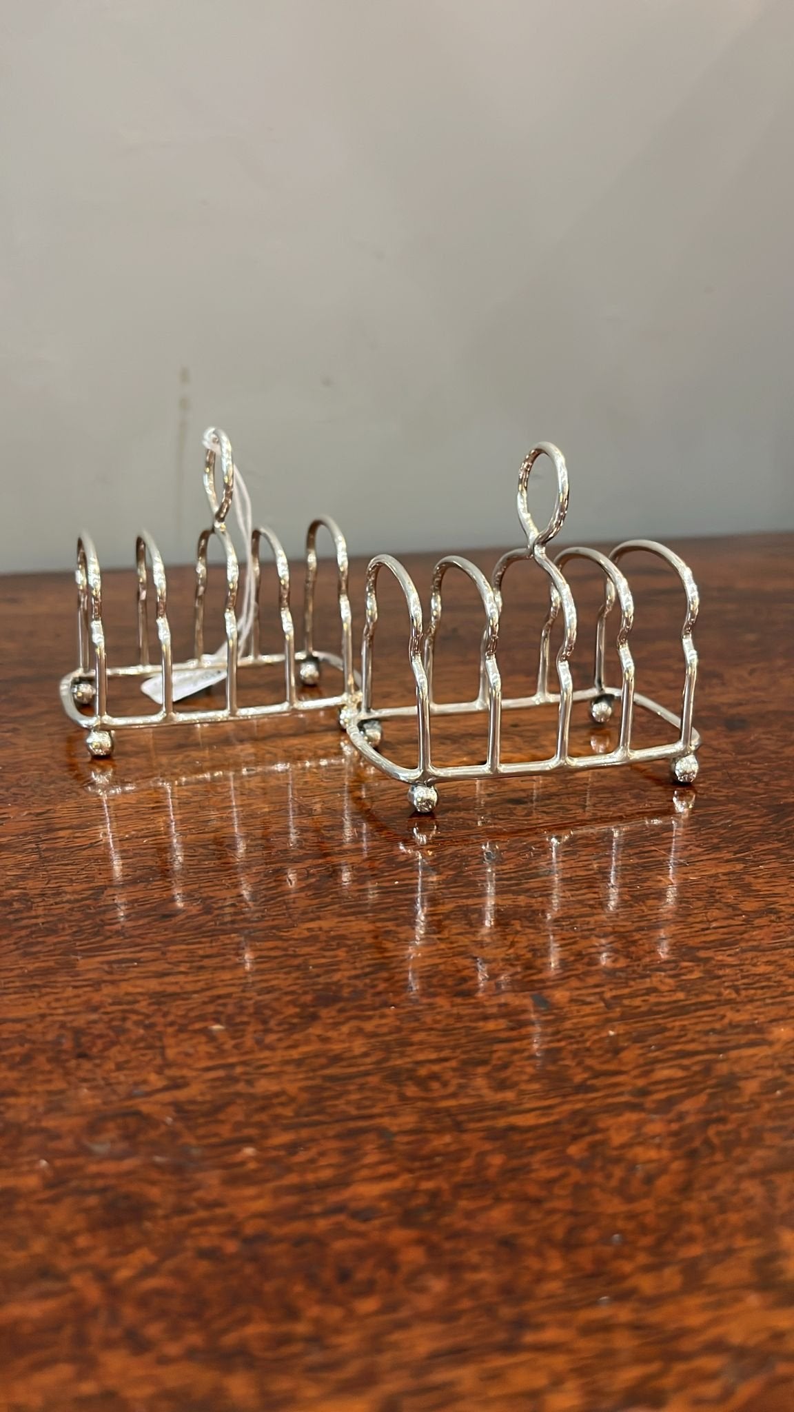 Pair of mini silver toast racks. Chester 1907 (BN5513)