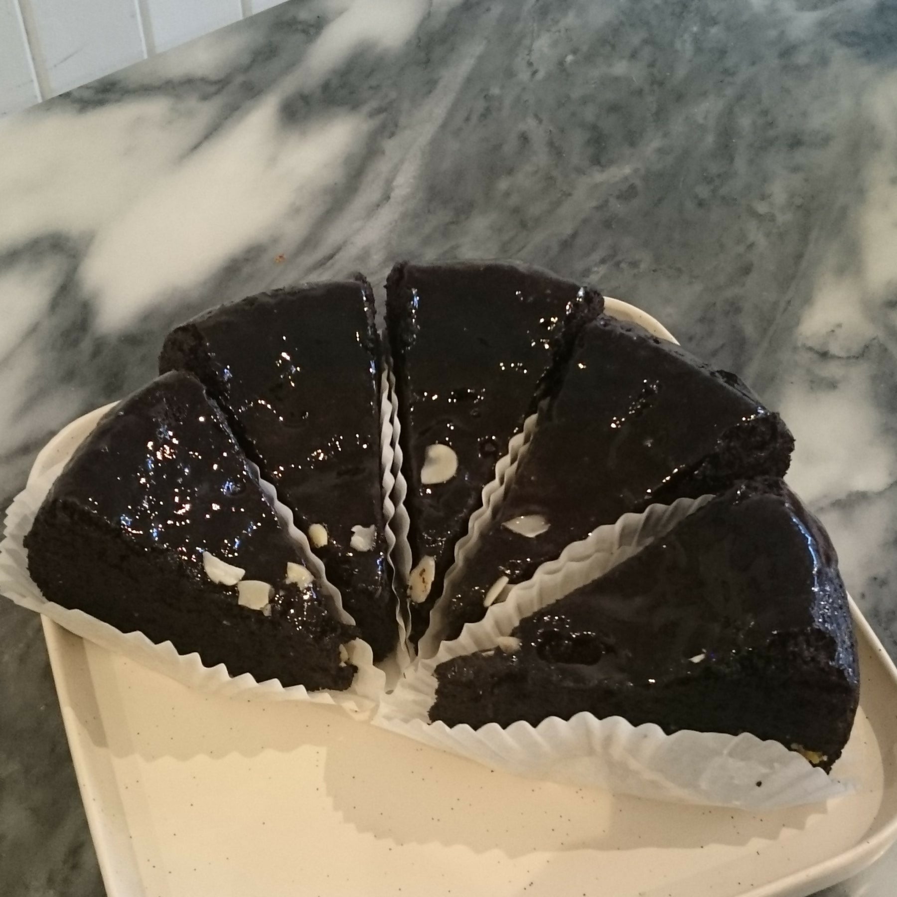 GLUTEN AND DAIRY FREE CHOCOLATE SLICE